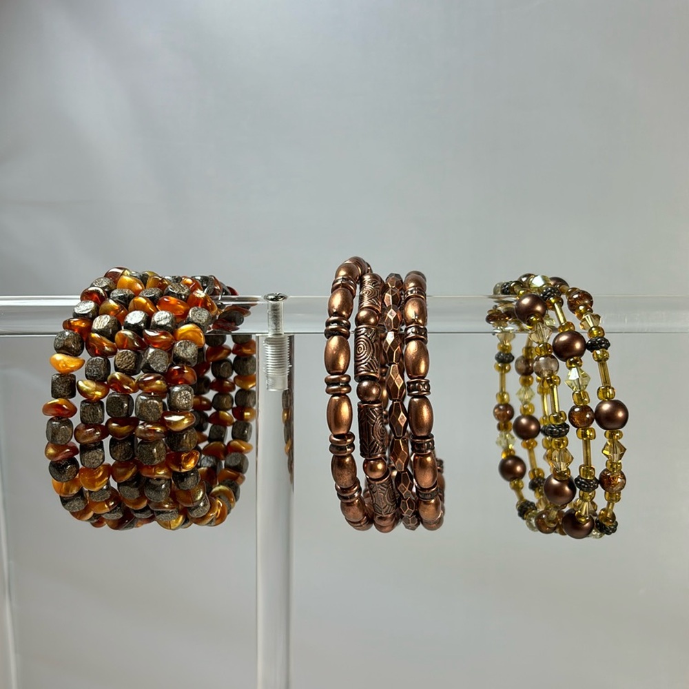 Flexible and stretchable set of 3 bracelets